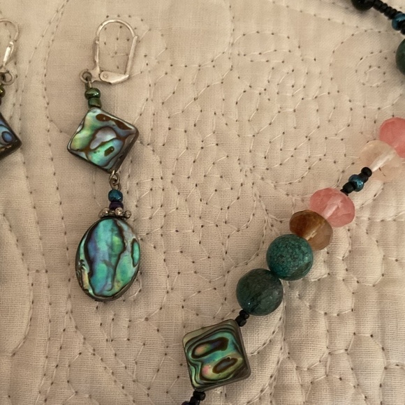 ABALONE SHELL HAND MADE necklace/earrings Set - Picture 4 of 8